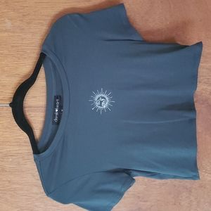 Dark green crop top size medium